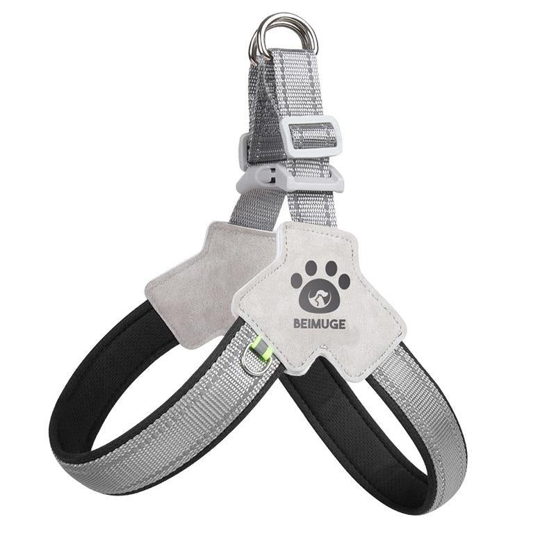 Dog harness with BEIMUGE branding on a white background